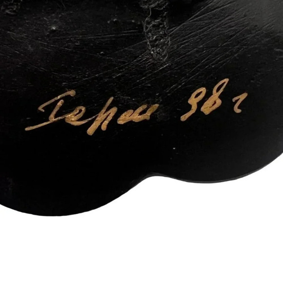 Vintage 60s-70s Hand Painted Floral Wooden Brooch Pin Black Signed - Picture 4 of 5